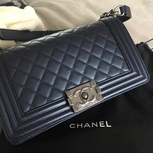 ✨SOLD✨ Chanel Boy Bag Old Medium Caviar